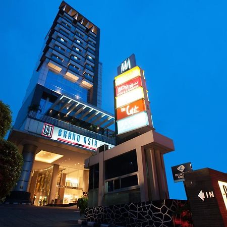 Grand Asia Hotel Giacarta Esterno foto