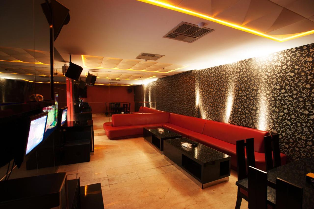 Grand Asia Hotel Giacarta Esterno foto